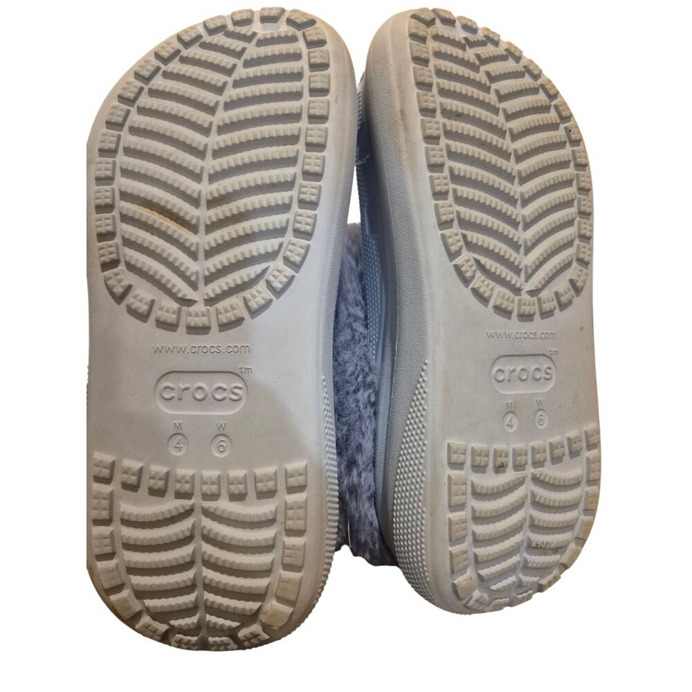 Crocs Fuzzy Lined Clogs Light Gray Size W4 M6 - Picture 5 of 5